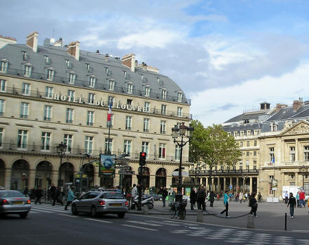 Hotels in the Louvre District of Paris France